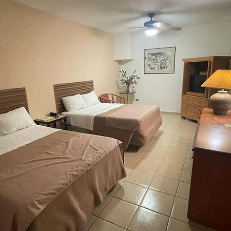 Hotel El Dorado Sabinas Buitenkant foto