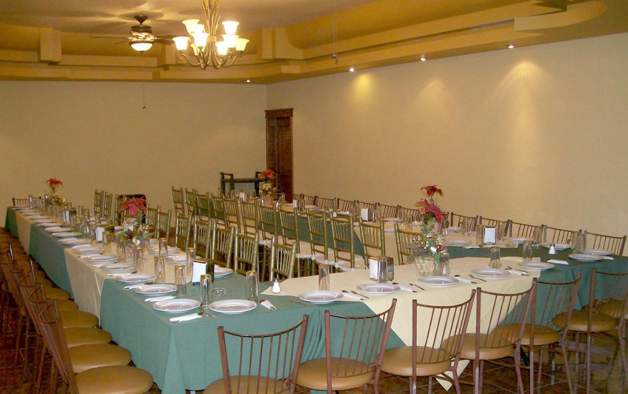 Hotel El Dorado Sabinas Buitenkant foto