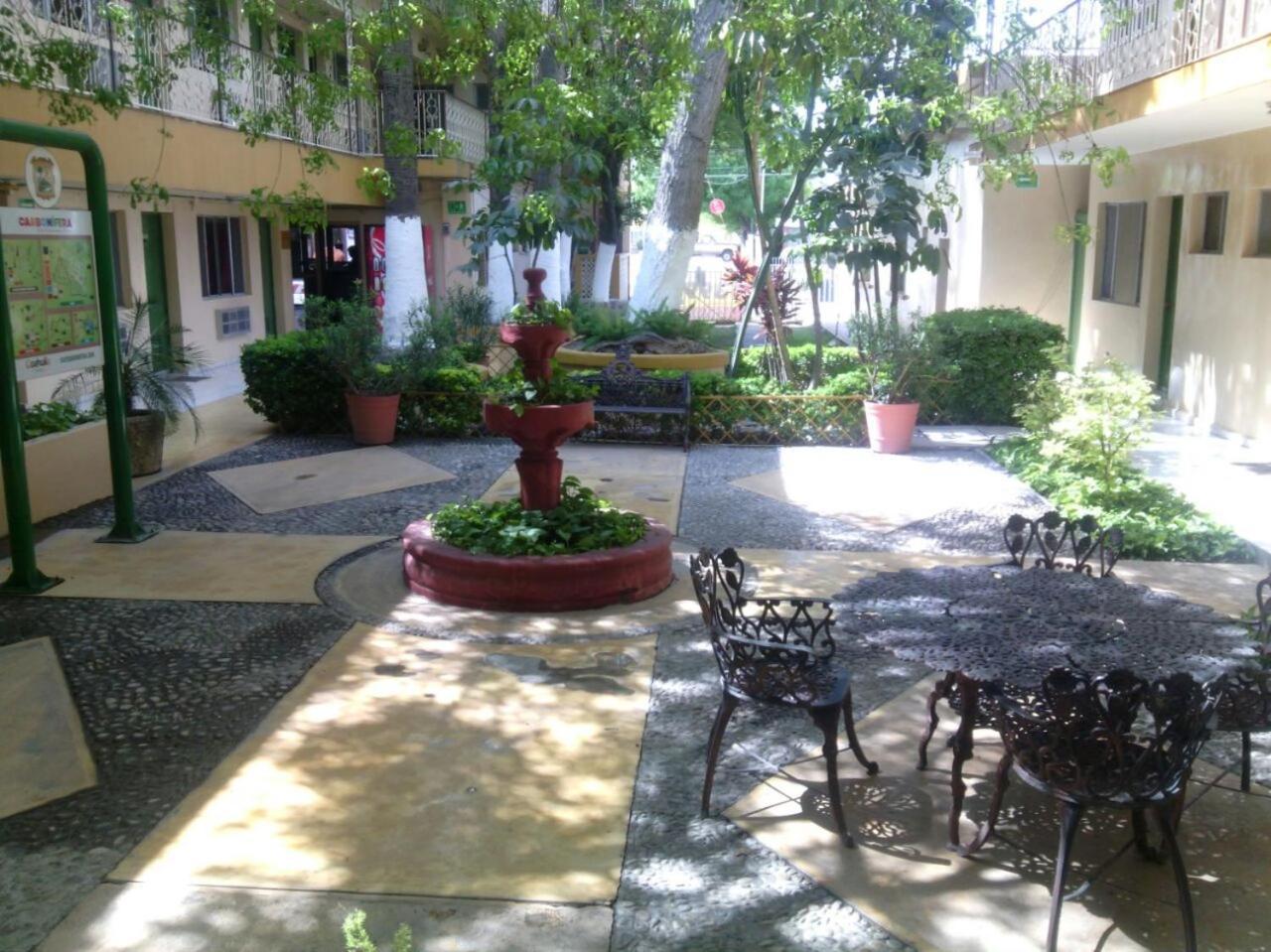 Hotel El Dorado Sabinas Buitenkant foto