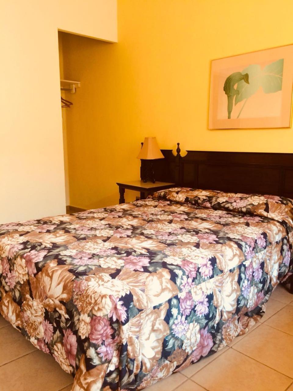 Hotel El Dorado Sabinas Buitenkant foto