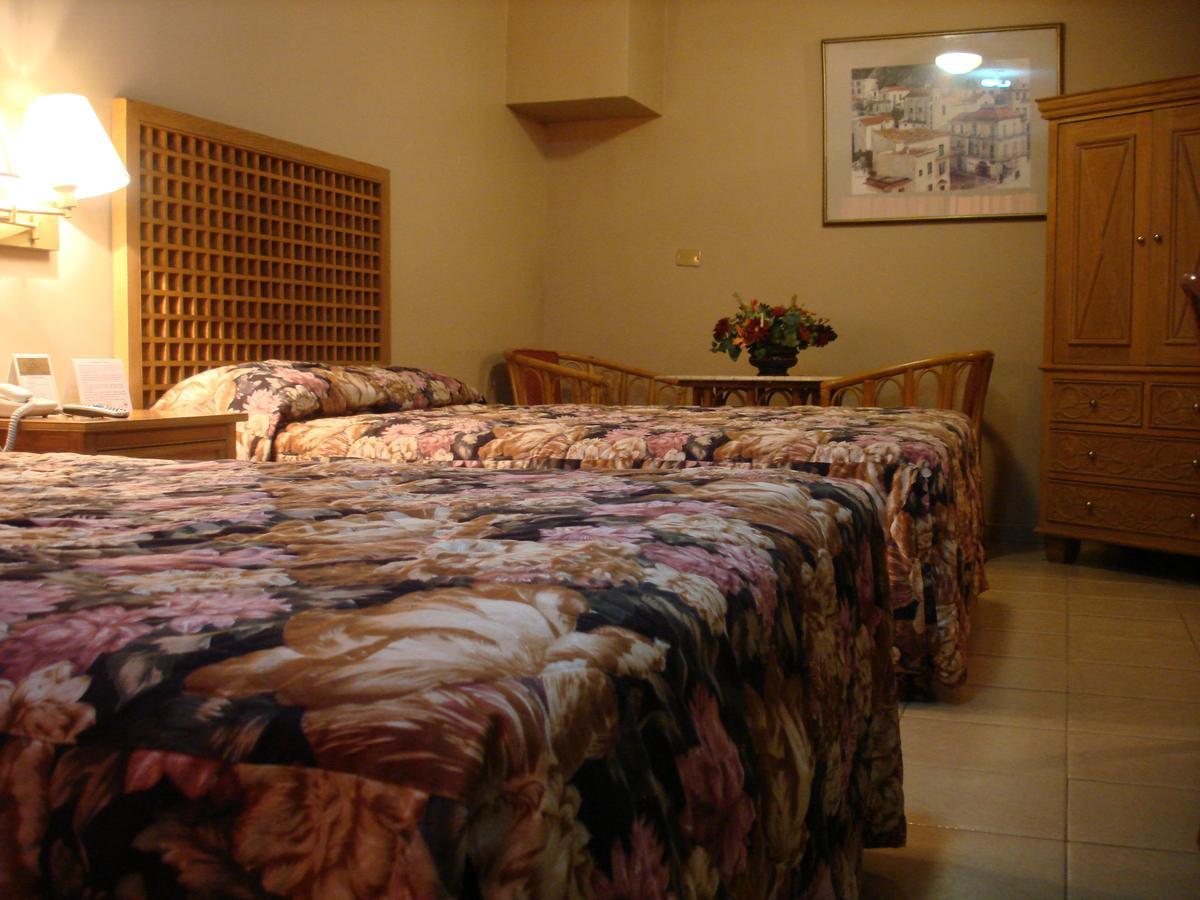 Hotel El Dorado Sabinas Buitenkant foto